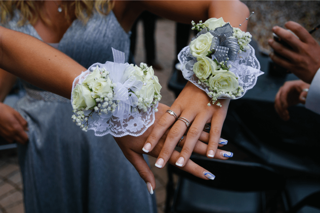 Guide to Corsages and Boutonnieres (who wears them) - Ambrosia Events